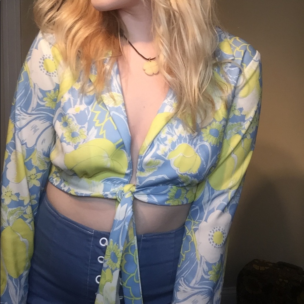 1970s Floral Polyester Longsleeve Tie Crop Top